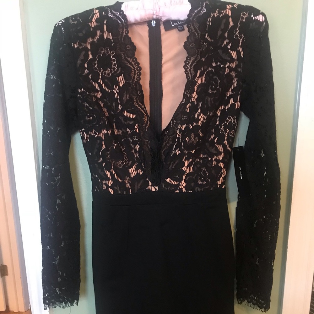 Lulus night out dress